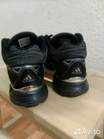 Кроссовки Adidas (оригинал) Кроссовки Adidas (оригинал)
