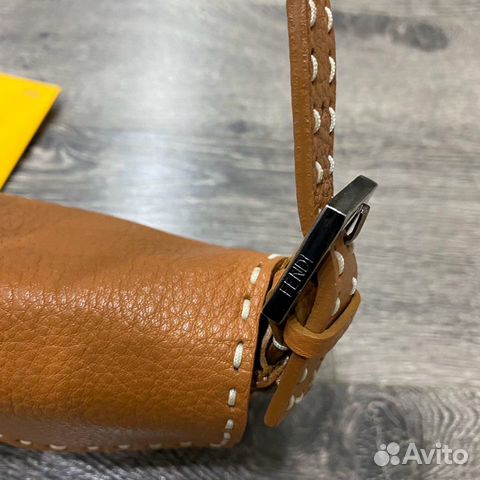 Fendi Оригинал Сумка Багет Fendi Оригинал Сумка Багет