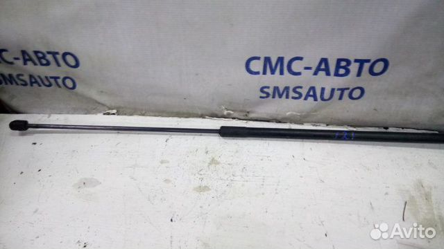 Амортизатор капота Audi A5 2.0T Амортизатор капота Audi A5 2.0T