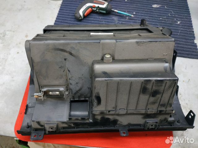 Перчаточный ящик Ssang Yong Actyon New