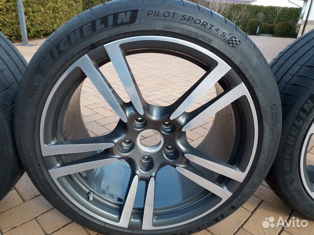 Летняя резина Michelin 295/35 ZR 20 с дисками Летняя резина Michelin 295/35 ZR 20 с дисками