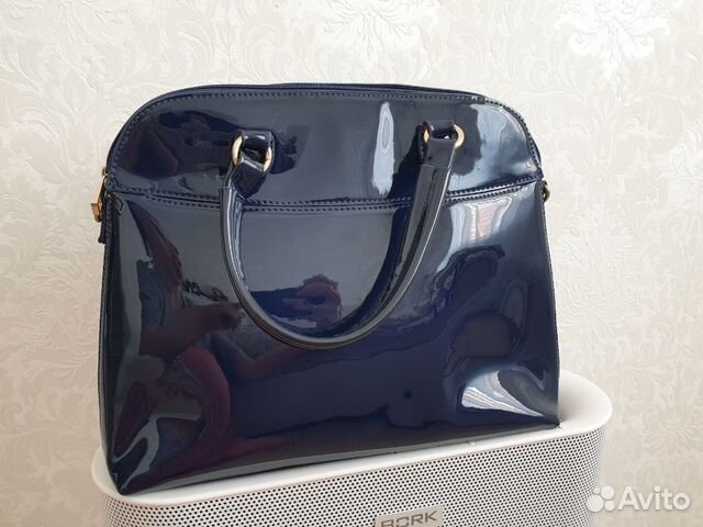 Сумка лаковая