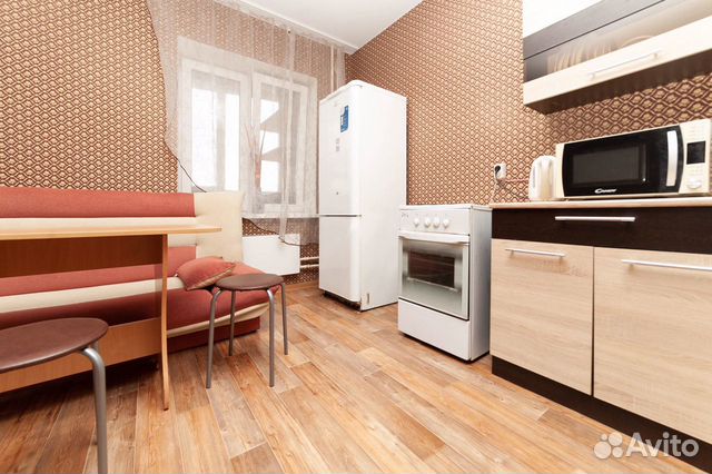 1-к квартира, 42 м², 9/10 эт. 1-к квартира, 42 м², 9/10 эт.
