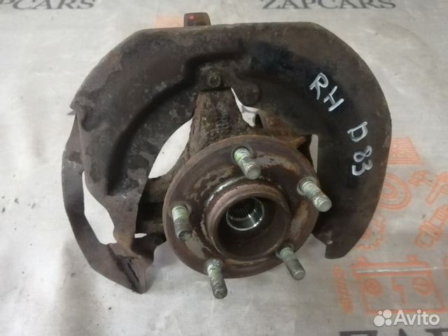 Поворотный кулак правый Mazda 3 BK Z6 2005