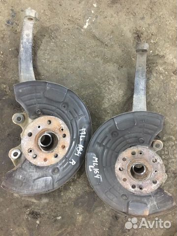 Поворотный кулак / цапфа Mercedes w164 ML