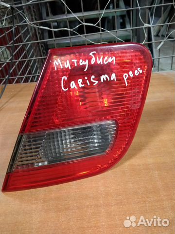 Фонарь задний внутренний правый Mitsubishi Carisma