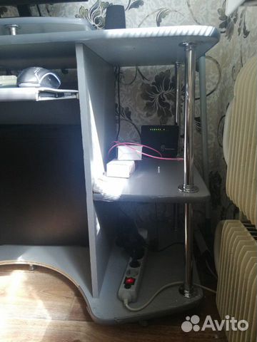 Компьютерный стол