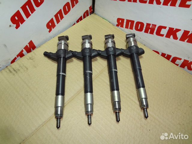 Форсунка дизельная Mitsubishi Pajero 3,2 4M41