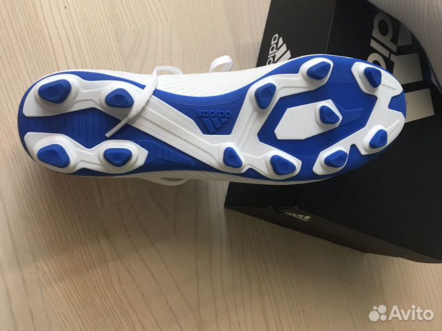 Футбольные бутсы Adidas nemeziz messi 19.4 Футбольные бутсы Adidas nemeziz messi 19.4