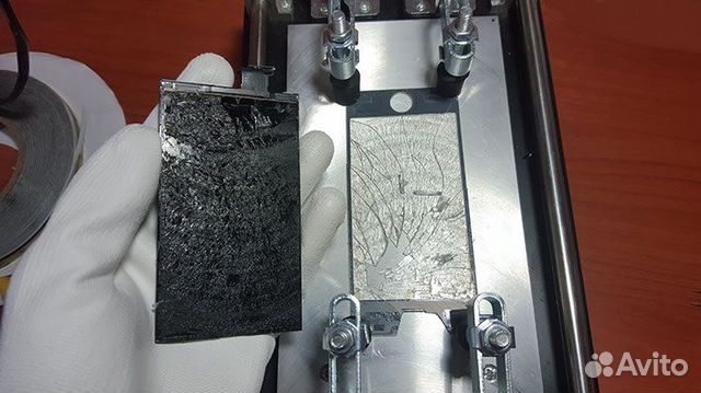 Замена на iPhone стекла дисплея экрана Замена на iPhone стекла дисплея экрана