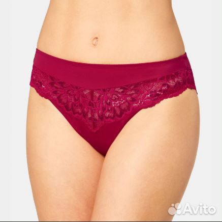 Комлект белья Triumph Amourette Charm, 75B Комлект белья Triumph Amourette Charm, 75B