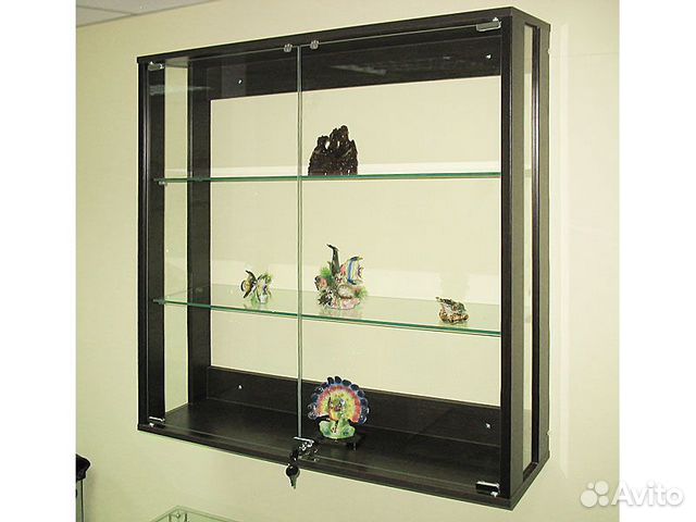 Настенная витрина с мдф-профилем