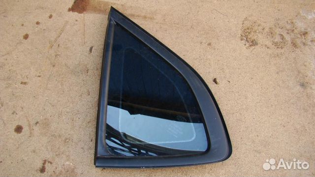 Стекло кузовное глухое заднее левое Kia Ceed 2 (A Стекло кузовное глухое заднее левое Kia Ceed 2 (A