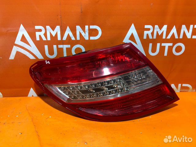 Фонарь левый Mercedes C-Class W204 2006-2011