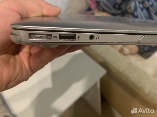 Продам MacBook Air 13 2015 года 128гб Продам MacBook Air 13 2015 года 128гб