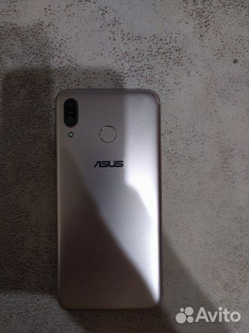 Телефон asus Zenfone Max M1 (zb555kl)