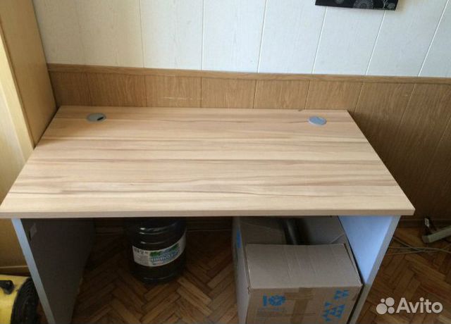 Стол письменный