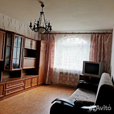 1-к квартира, 40 м², 2/10 эт.