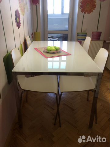 Стол и 4 стула IKEA