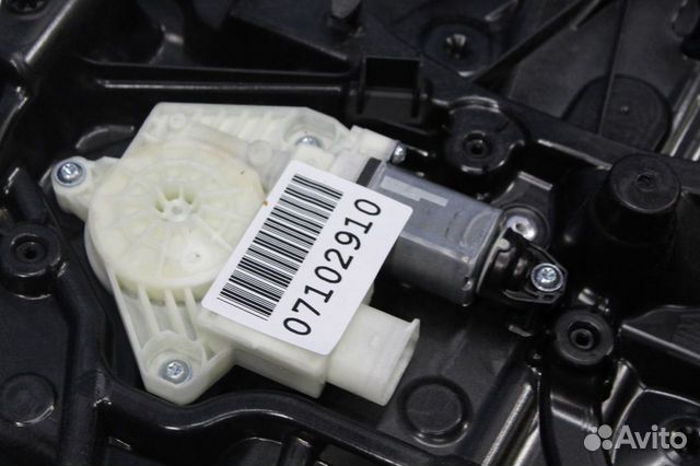 Стеклоподъемник задний правый BMW 5 G30 G31
