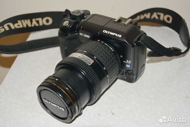 Цифровой фотоаппарат Olympus E300 Цифровой фотоаппарат Olympus E300