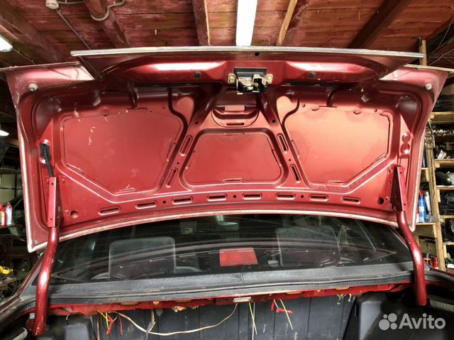 Крышка багажника Volvo 440,460 Крышка багажника Volvo 440,460