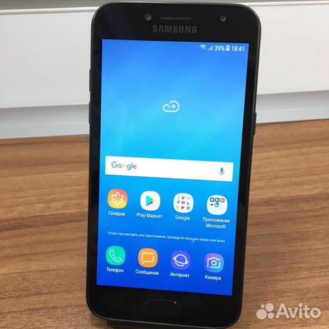 Телефон Samsung Galaxy J2 2018 года Телефон Samsung Galaxy J2 2018 года