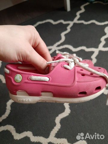 Обувь на девочку Crocs
