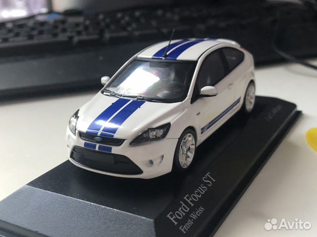 Ford Focus ST Minichamps 1/43 Ford Focus ST Minichamps 1/43