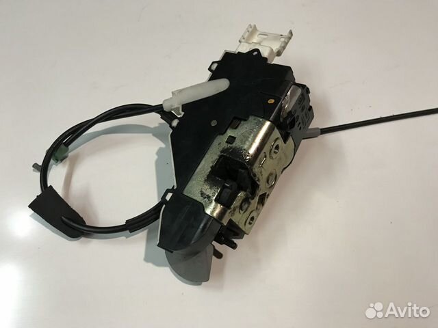 Замок передний левый Citroen C4