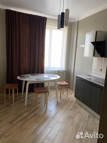 1-к квартира, 42 м², 8/9 эт.