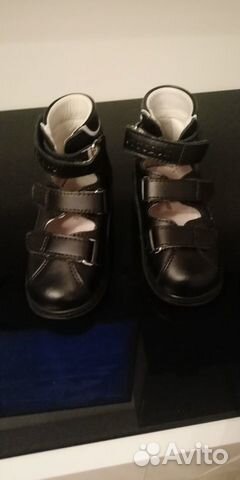 Ортопедические сандалии