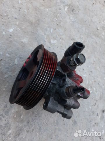 Насос гур тойота камри,авенсис,ноах,вокси,ипсум