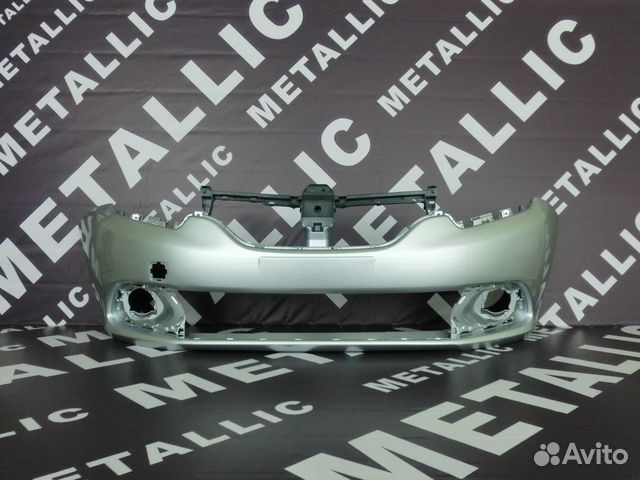 Бампер Рено Логан 2014 / в цвет с птф передний