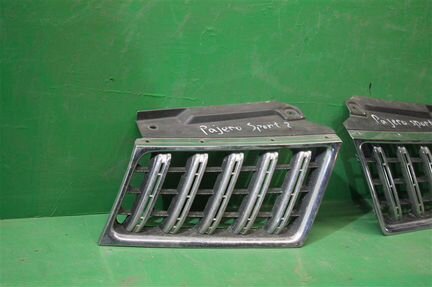 Решетка радиатора Mitsubishi Pajero Sport 2