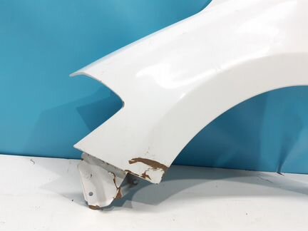 Крыло переднее левое Nissan Tiida 2007 - 2014