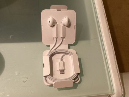Наушники earpods