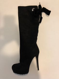 Сапоги Alexander Mcqueen новые замша