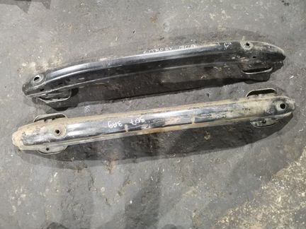 Усилитель бампера задний Peugeot 307 2001-2005