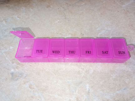 Таблетница на неделю