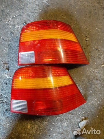 Фонарь Фольксваген Гольф 4 оригинальный