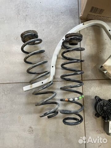 Пружина подвески задняя правая Volkswagen Polo 5