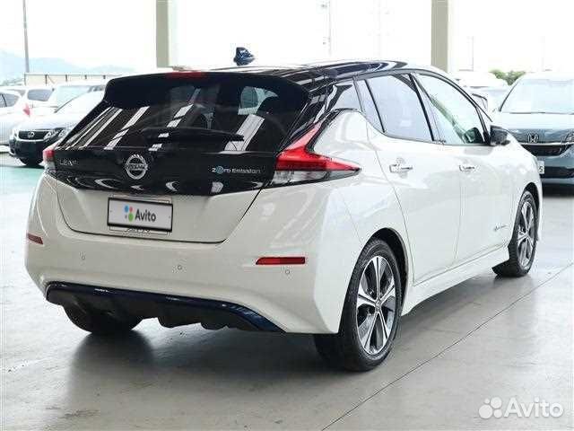 Nissan Leaf AT, 2021, 13 000 км