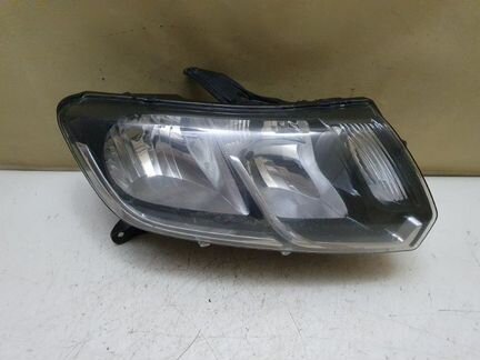 Фара передняя правая Renault Logan 2