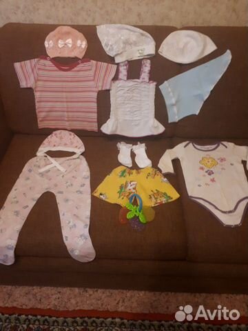 Одежда для новорожденной девочки+подушка и матрас