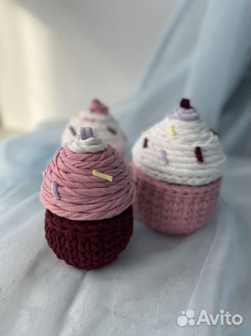 Корзинка вязаная