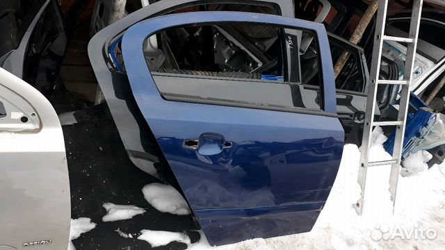 Задняя правая дверь опель астра H седан