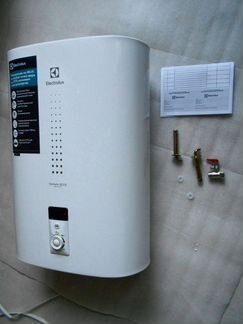 Водонагреватель Electrolux