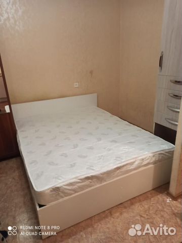 Кровать с матрасом