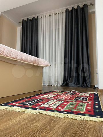 2-к. квартира, 74 м², 8/9 эт.